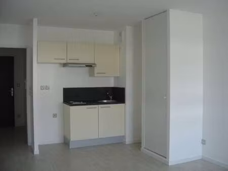 location appartement 2 pièces à saint-nazaire (44600) : à louer 2 pièces / 40m² saint-naza