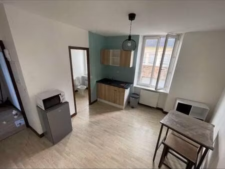location appartement 2 pièces meublé à lannion (22300) : à louer 2 pièces meublé / 35m² la