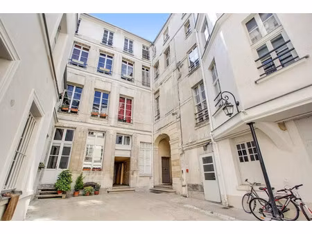 location appartement 2 pièces 53 m² à paris 4ème (75004)  1 980 €