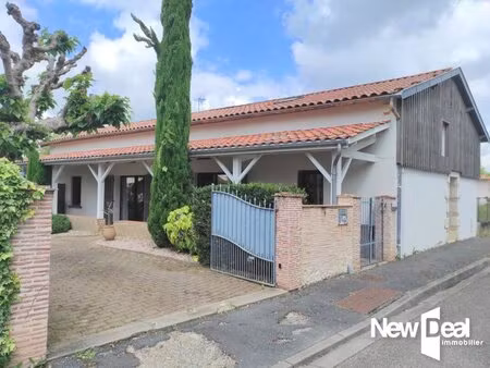 longere en pierre de 200 m² avec grand jardin et piscine