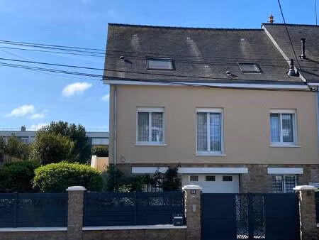 vente maison à sablé-sur-sarthe (72300) : à vendre / 132m² sablé-sur-sarthe