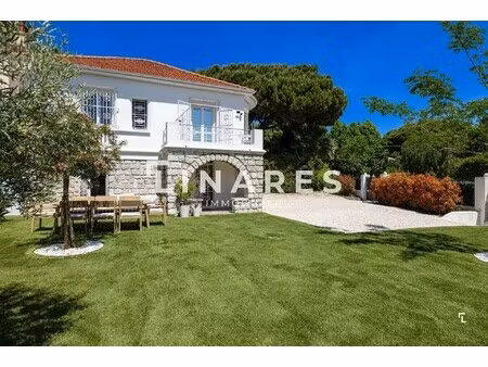 villa de luxe avec vue sur mer à vendre à marseille 8e : 1 370 000 € | 103m²