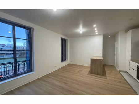 location appartement  47.57 m² t-2 à meaux  917 €