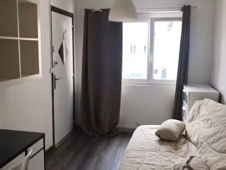studio meuble proche fac de lettres et droit  prépa poincaré centre gare