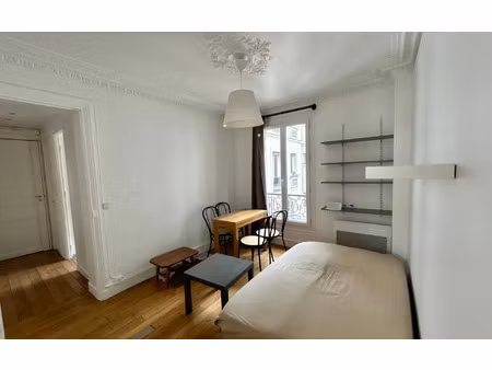 location appartement  m² t-2 à paris 17  1 017 €