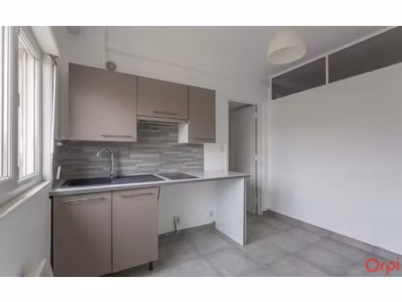 location appartement  26.06 m² t-1 à sainte-geneviève-des-bois  609 €