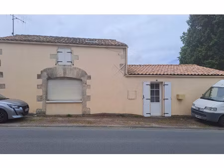 location maison  76.93 m² t-4 à beurlay  802 €