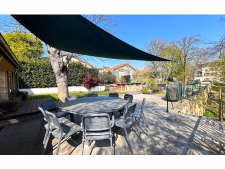 maison lyon 9 230 m² t-6 à vendre  749 000 €