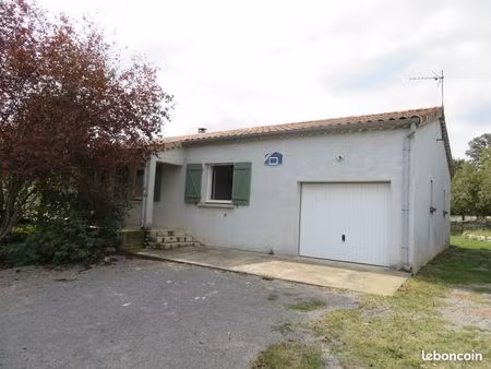 a louer maison à labeaume