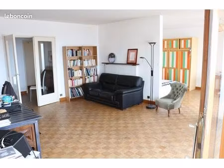 appartement t3 meublé proche univsersité