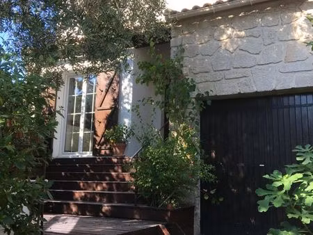 maison meublée de type t5 avec jardin et garage - quartier la chamberte