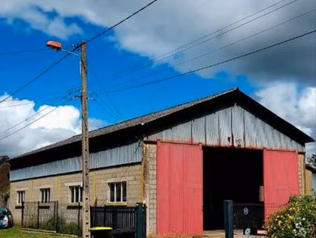 hangar 250m2 terrain 400m2