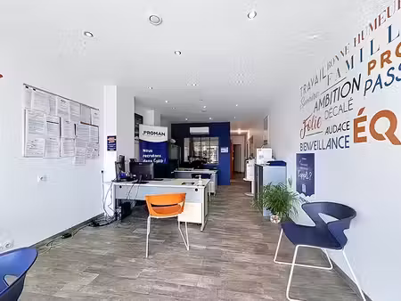 location locaux professionnels 0 pièces 87.5 m² à rochefort (17300)  1 100 €