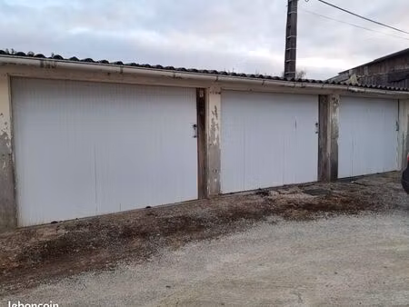 garage / box