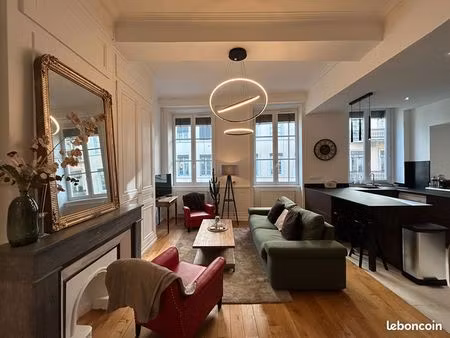 appartement 4 pièces 94 m²