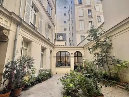 location locaux professionnels 165 m² à paris 17ème (75017)  10 900 €