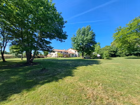 maison à vendre à chef-boutonne (79110) - deux-sèvres