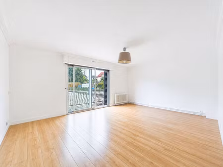 vente immeuble 3 pièces  480.00m²  bonneuil
