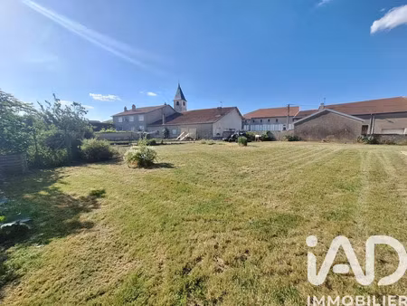maison de village à oëlleville (88500)