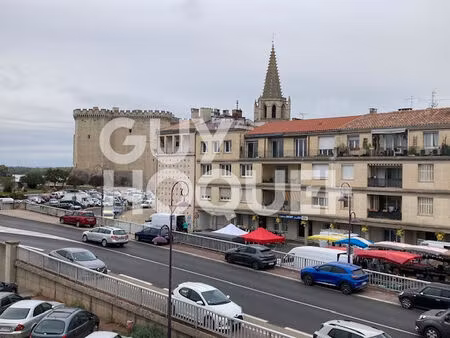 appartement tarascon 2 chambres avec balcon