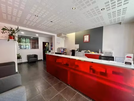location locaux professionnels 80 m² à cluses (74300)  nan €