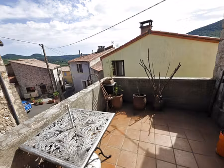 a vendre maison de village terrasse