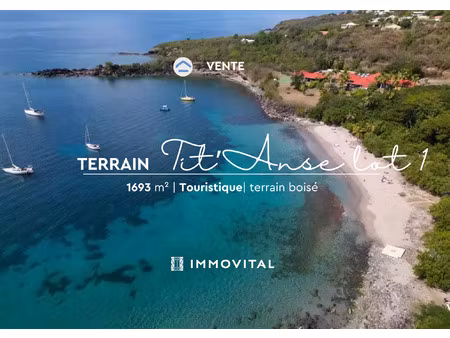 terrain - bouillante  bord de mer