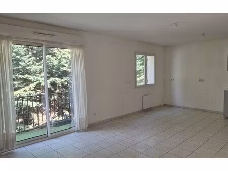t3 / 69m² / champigny (rer a)