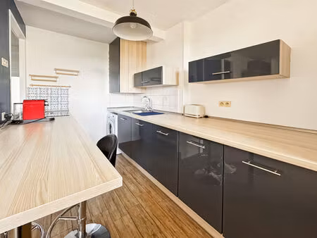 location t3 meuble avec parking