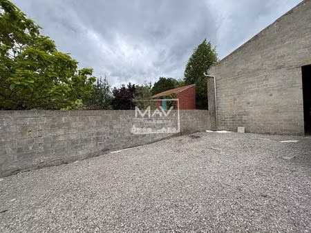 saint-omer - depot / entrepot de 40m²