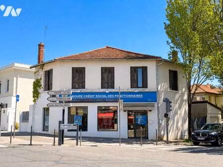 vente maison à bron (69500) : à vendre / 167m² bron