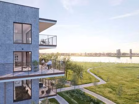 prestigieus instapklaar hoekappartement met immens terras...