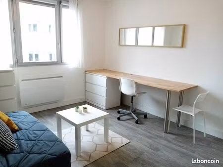 studio meublé de 21 m² hyper centre (gare)