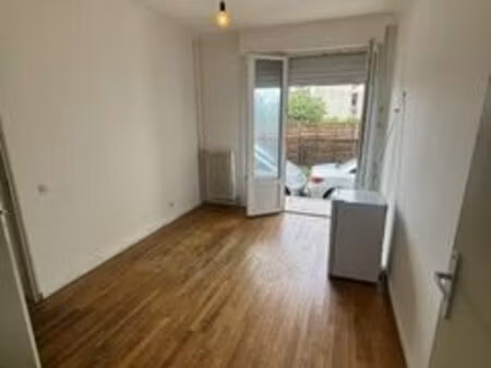 appartement 1 pièce 14 m²
