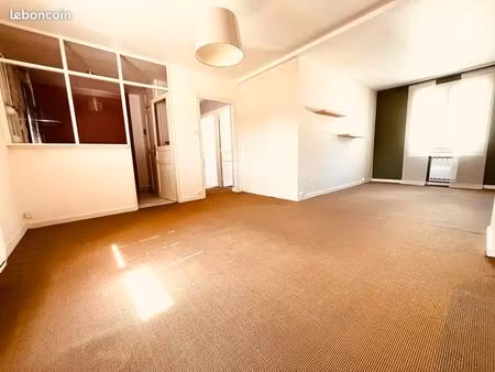 exclusivite - bel appartement t3 lumineux de 57 m2 - quartier des ruchoux  limoges