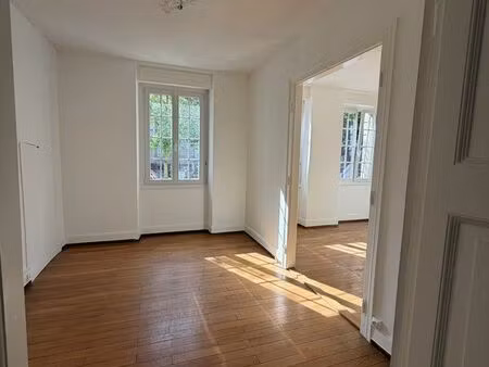 orangerie – beau 3 pièces de 82 m² avec balcon – charme de l'ancien
