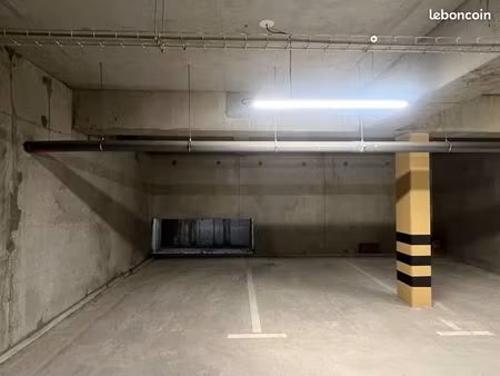 loue place de parking