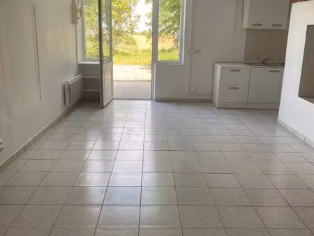 maison mitoyenne t5 dans corps de ferme