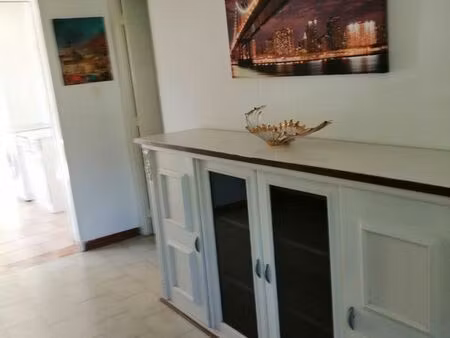 appartement 3 piéces 50m2 pour étudiant non fumeur