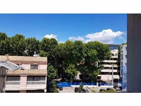 t2 meublé montpellier centre antigone 987 /mois cc