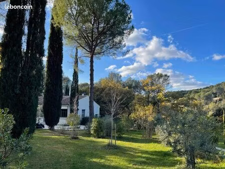 belle maison dans quartier privilégié repentance nord-est aix