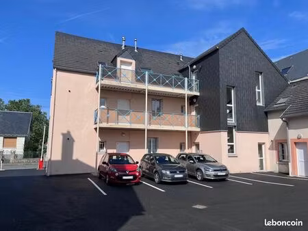 studio 1 pièce 27 m²