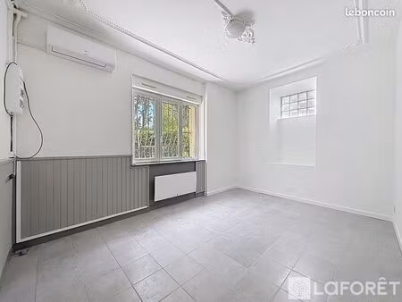 studio 1 pièce 30 m²
