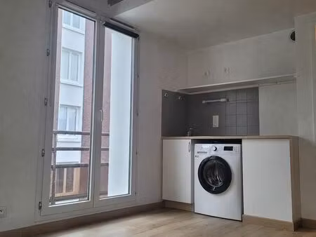 studio en duplex rénové 25 5m2
