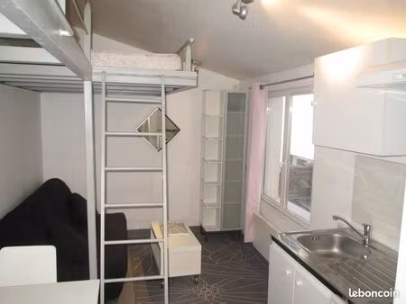 joli studio design sur cour intérieure  rue massena