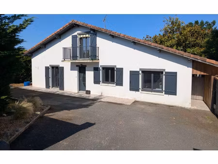 maison biaudos m² t-5 à vendre  430 000 €