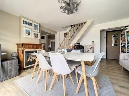 duplex à louer avec terrasse et 3 chambres   dottignies (vbe31100)
