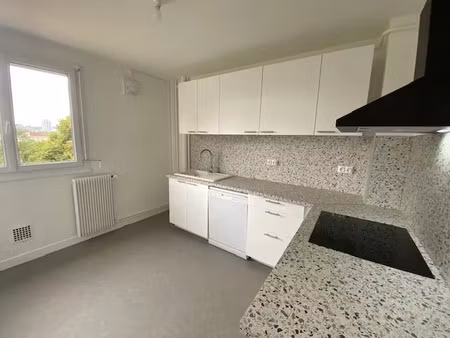 location appartement 3 pièces 68 m² à dijon (21000)