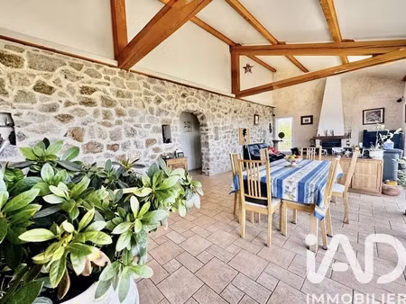 maison traditionnelle à aurec-sur-loire (43110)