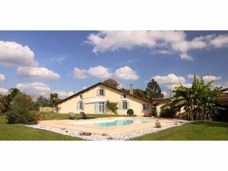 maison avec piscine et terrasse dax (40)